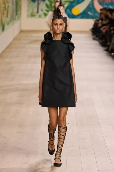 Look 36